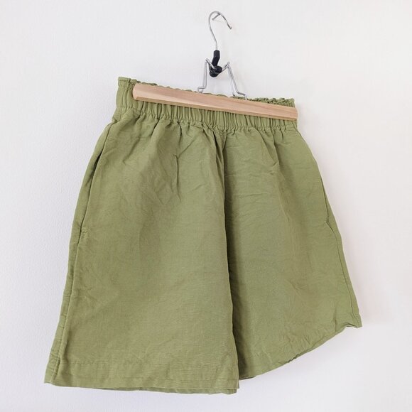 HM Linen Blend Shorts - Picture 2 of 3